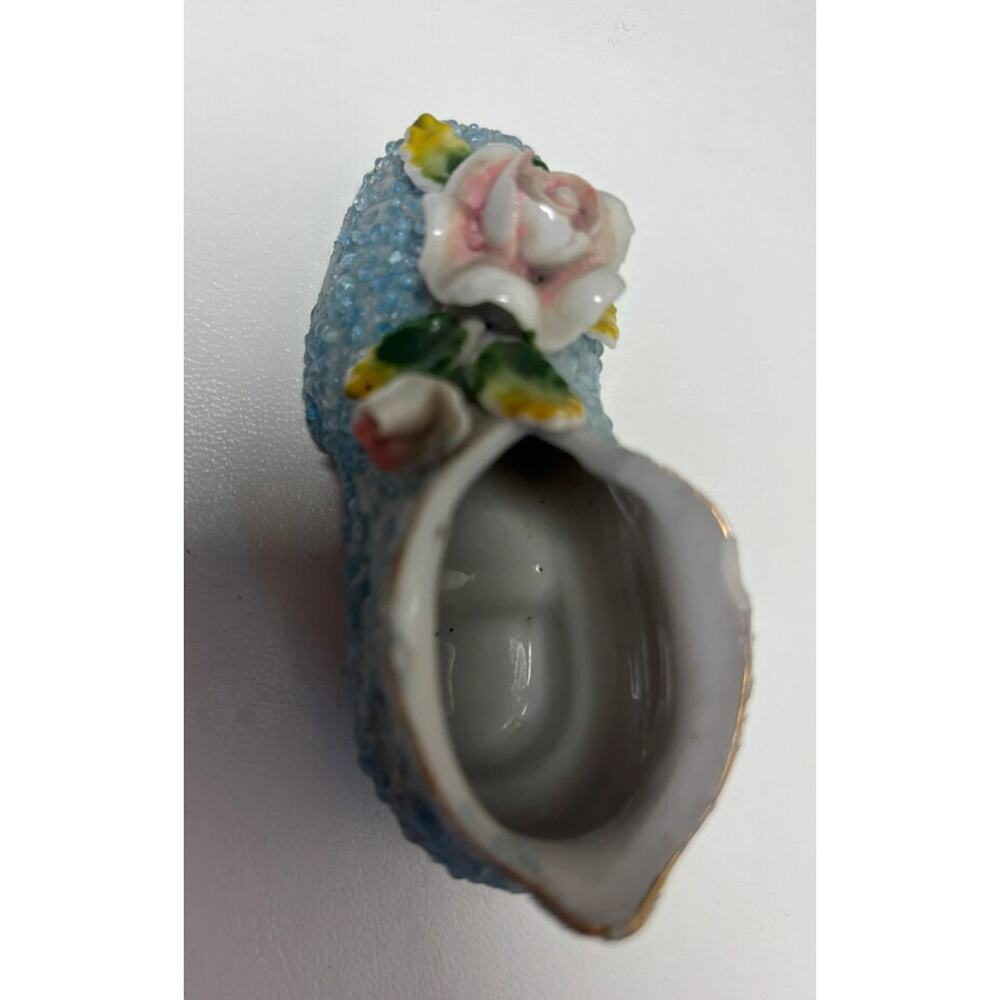 Vintage Porcelain Beaded Shoe Figurine Blue Moss Applied Rose Occupied JapaN - Picture 7 of 7
